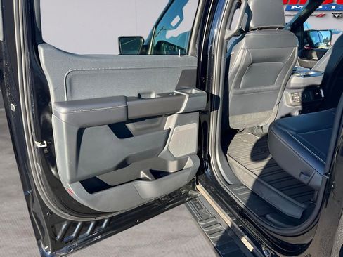 Used 2025 Ford F150 Lariat w/ Equipment Group 501A Mid image 20