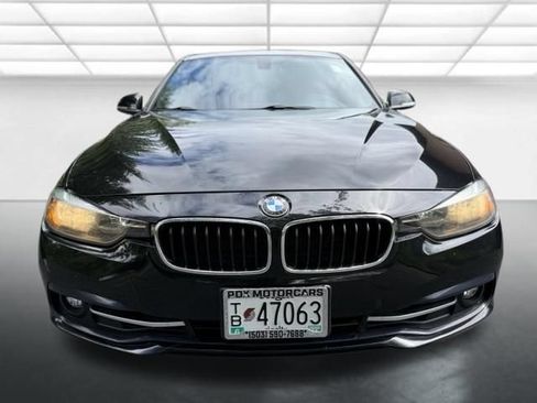 Used 2017 BMW 330i Sedan RWD image 9
