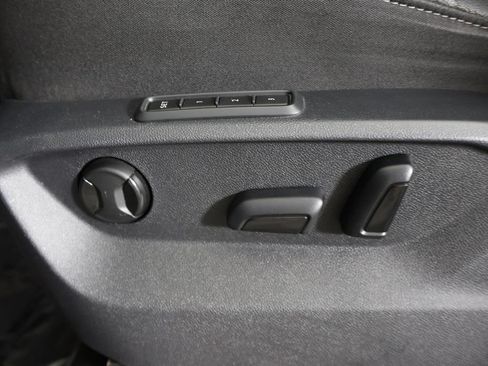 Used 2019 Volkswagen Atlas SEL AWD/4WD image 38