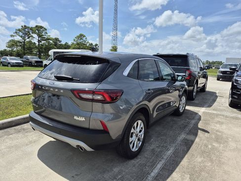 Certified 2024 Ford Escape Active w/ Tech Pack #2 FWD image 3