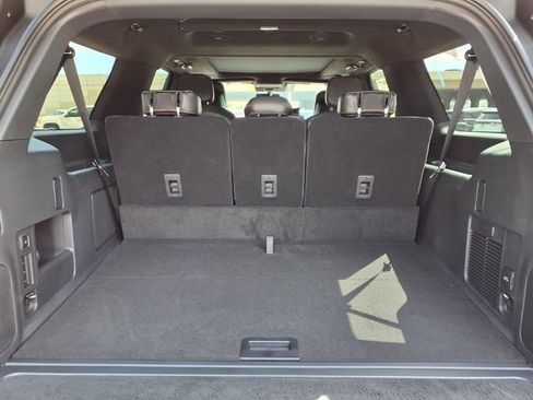 New 2026 Lincoln Navigator L Black Label AWD/4WD image 9