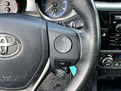Used 2014 Toyota Corolla S image 22