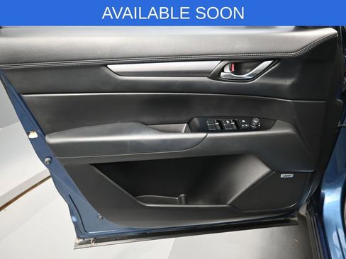 Used 2017 MAZDA CX-5 Touring w/ Preferred Equipment Package image 11