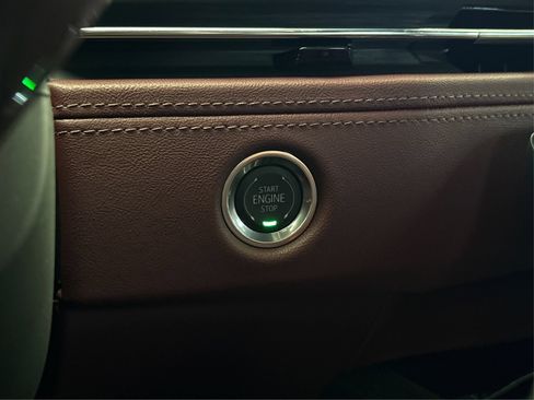New 2026 Cadillac Escalade ESV Luxury AWD/4WD image 26