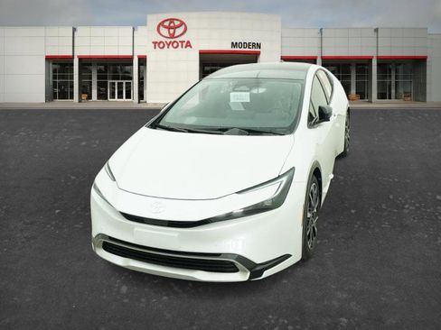New 2026 Toyota Prius Plug-In Hybrid image 10