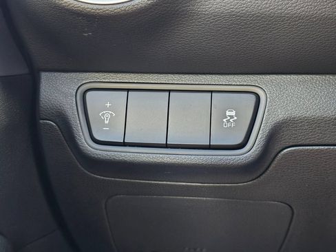 Used 2024 Kia Forte LX FWD image 17