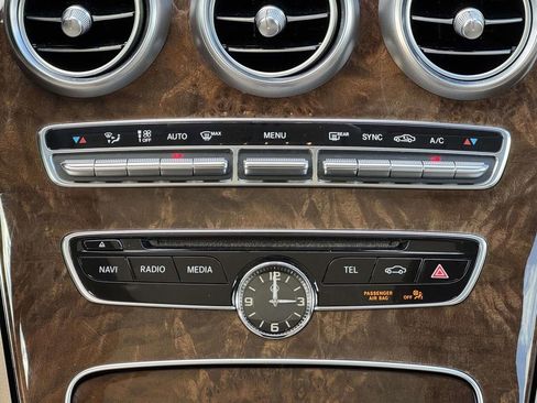 Used 2018 Mercedes-Benz C 300 4MATIC Sedan image 19