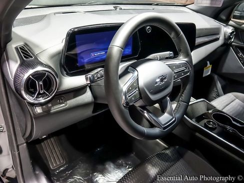 New 2026 Chevrolet Equinox LT FWD image 10