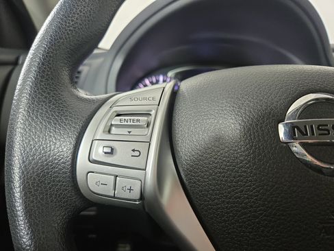 Used 2018 Nissan Altima 2.5 S w/ S Convenience Package image 15