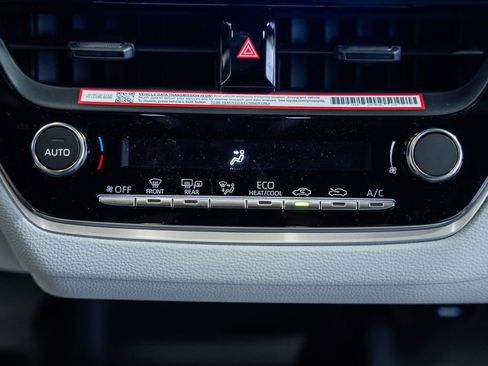 New 2026 Toyota Corolla SE image 18