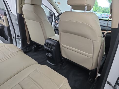Used 2021 Honda CR-V EX-L image 11