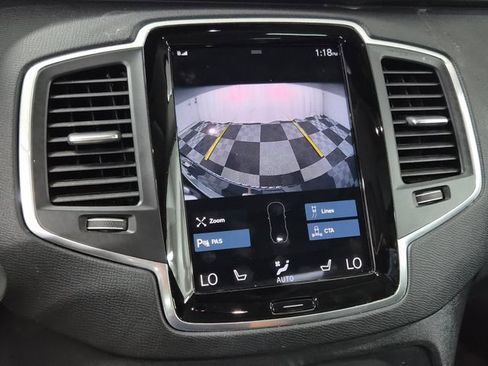 Used 2022 Volvo XC90 T5 Momentum w/ Climate Package image 31