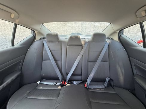 Used 2025 Nissan Altima 2.5 SV FWD image 38