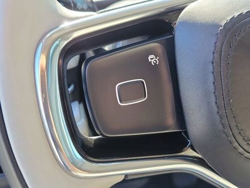 Certified 2025 Lincoln Navigator Reserve AWD/4WD image 29