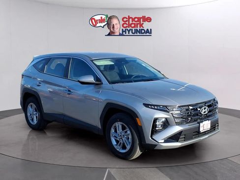 Used 2026 Hyundai Tucson SE FWD image 7