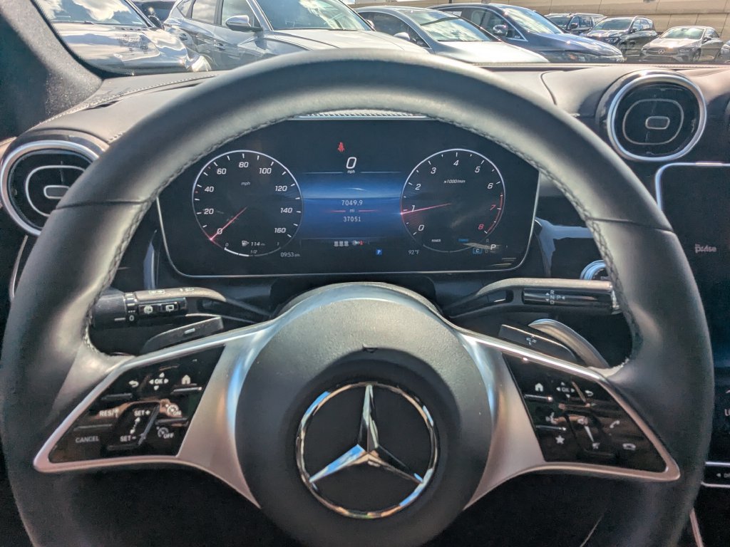 Used 2023 Mercedes-Benz GLC 300 4MATIC image 14