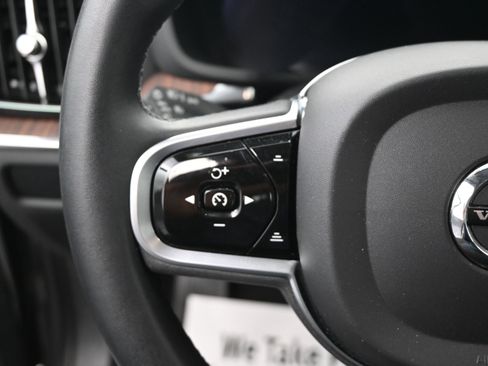 Used 2023 Volvo S60 B5 Plus w/ Climate Package image 11