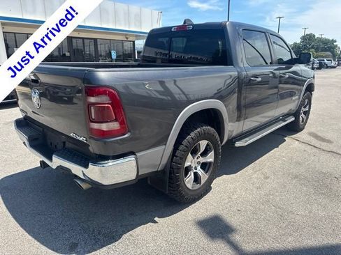 Used 2019 RAM 1500 Laramie AWD/4WD image 2