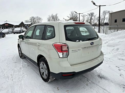 Used 2018 Subaru Forester 2.5i image 7