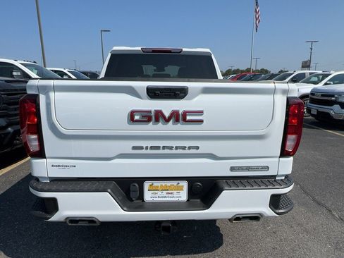 Certified 2022 GMC Sierra 1500 Elevation w/ X31 Off-Road Package AWD/4WD image 4