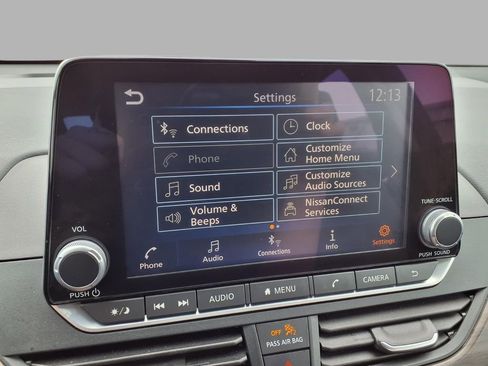 Certified 2025 Nissan Altima 2.5 SV image 7