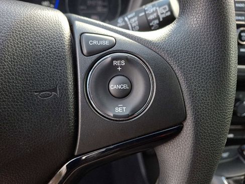 Used 2016 Honda HR-V LX image 23