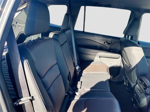 Used 2024 Honda Passport Black Edition image 28