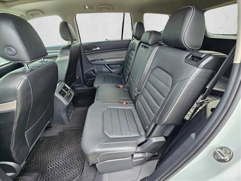 Used 2022 Volkswagen Atlas SEL Premium AWD/4WD image 19