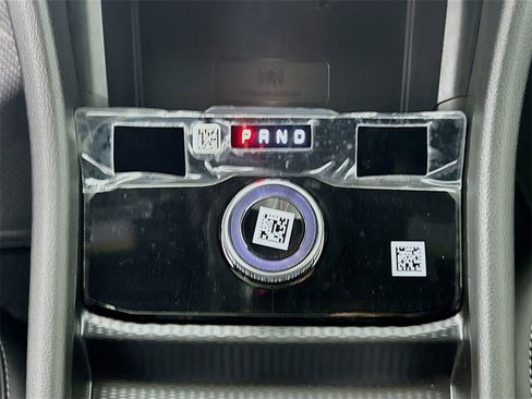 New 2025 Jeep Grand Cherokee Altitude image 12