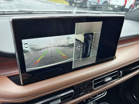 Used 2021 Lincoln Nautilus Reserve image 22