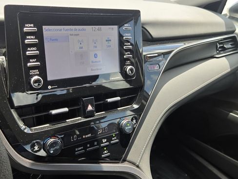 Used 2022 Toyota Camry LE FWD image 19