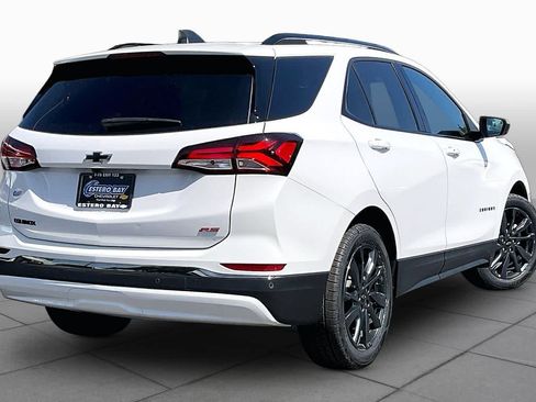 Used 2023 Chevrolet Equinox RS FWD image 13