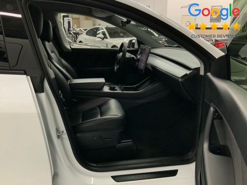 Used 2021 Tesla Model Y Long Range AWD/4WD image 14