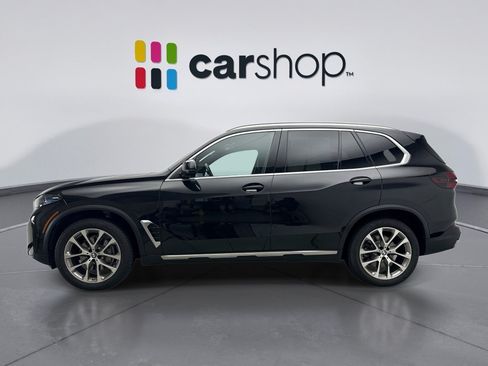 Used 2024 BMW X5 xDrive40i w/ Premium Package AWD/4WD image 2