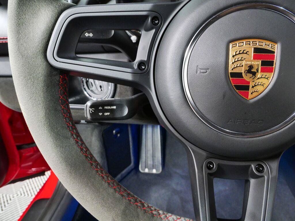 Certified 2021 Porsche 718 Cayman GT4 RWD image 10