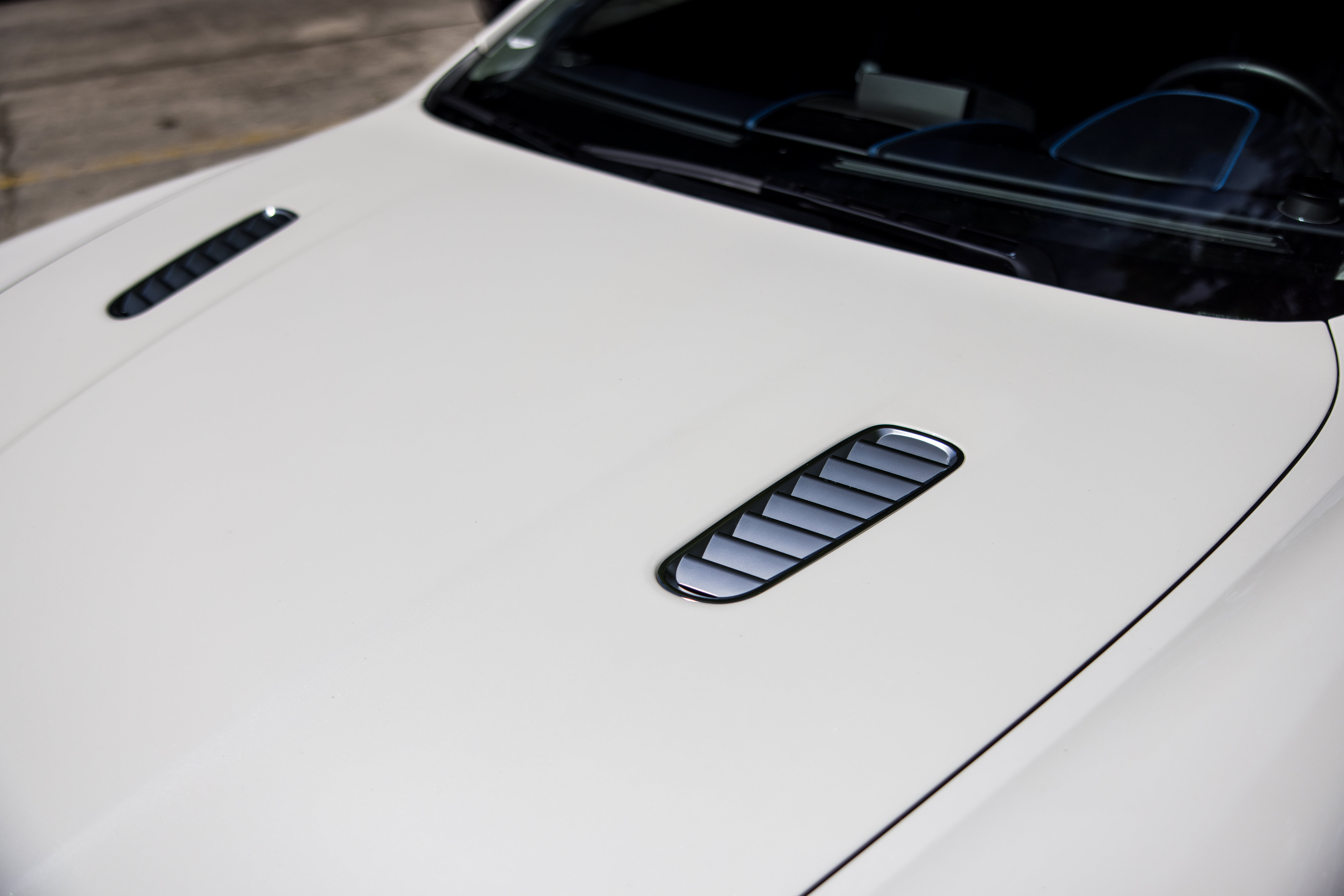 Used 2016 Aston Martin DB9 GT RWD image 13
