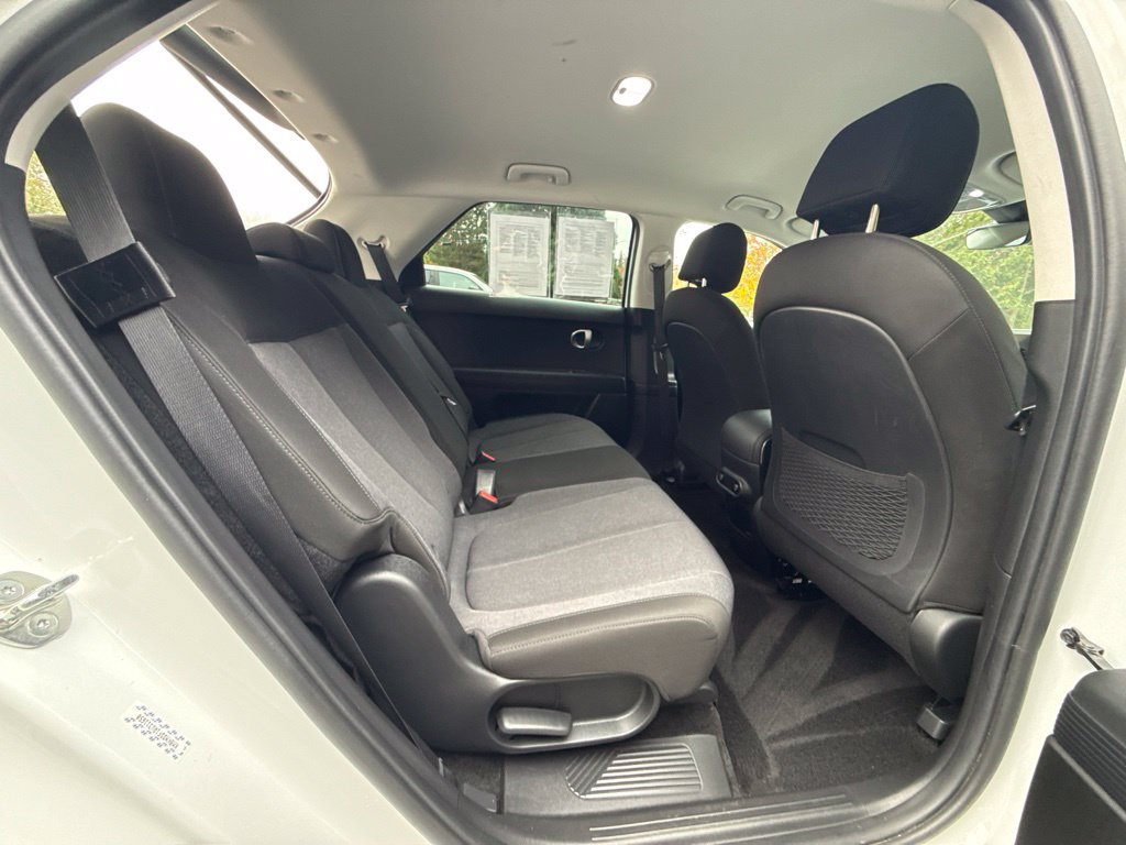 Used 2024 Hyundai Ioniq 5 SEL AWD/4WD image 17