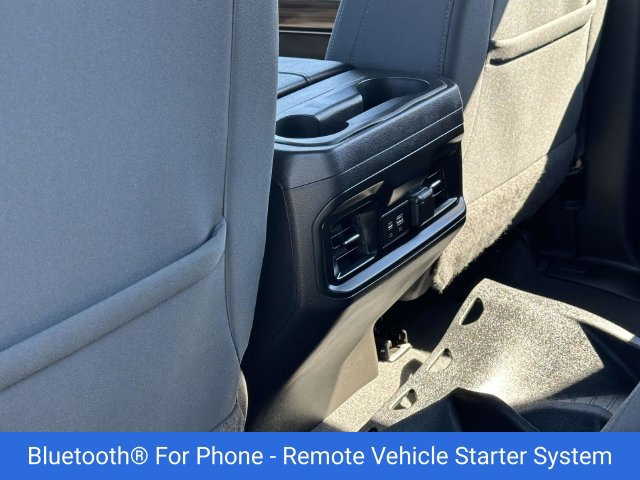 Used 2022 Chevrolet Silverado 1500 RST AWD/4WD image 19