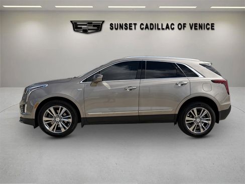 Certified 2023 Cadillac XT5 Premium Luxury w/ Technology Package image 6