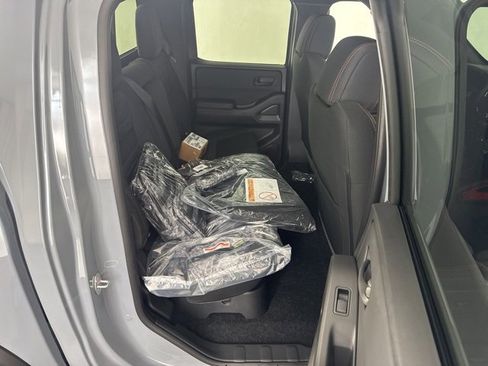 New 2026 Nissan Frontier PRO-4X w/ Pro-4x Convenience Package image 11