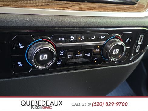 Used 2022 Chevrolet Silverado 1500 RST AWD/4WD image 20