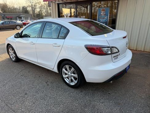 Used 2011 MAZDA MAZDA3 i Touring image 6