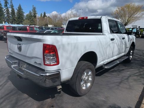 Used 2023 RAM 2500 Big Horn w/ Level 1 Equipment Group image 4