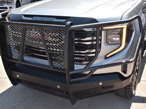 Used 2025 GMC Sierra 1500 AT4 w/ AT4 Premium Package AWD/4WD image 42