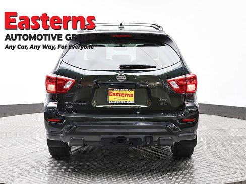Used 2020 Nissan Pathfinder SL AWD/4WD image 6