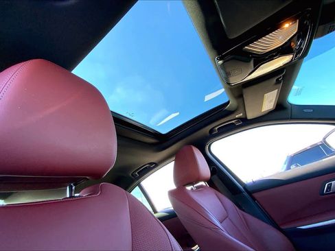 Certified 2023 BMW 330i Sedan image 14