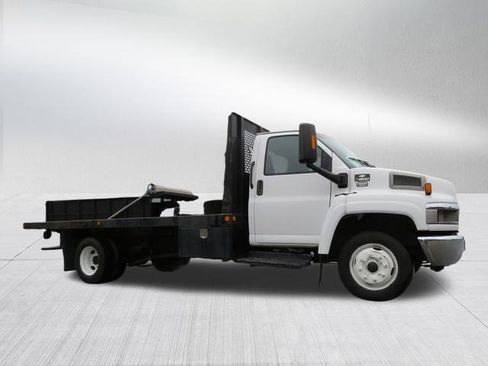 Used 2006 Chevrolet Kodiak C4500 2WD Regular Cab image 2