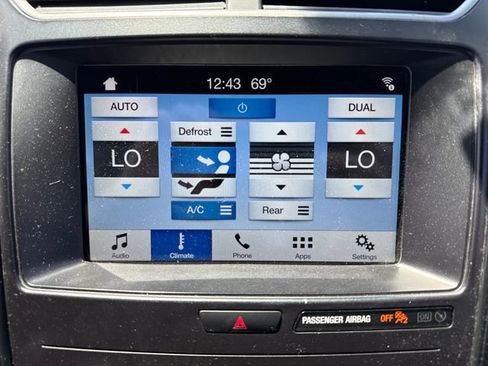 Used 2018 Ford Explorer XLT w/ Equipment Group 201A AWD/4WD image 30