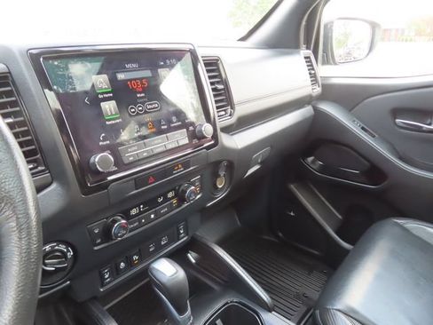 Used 2022 Nissan Frontier PRO-4X AWD/4WD image 35