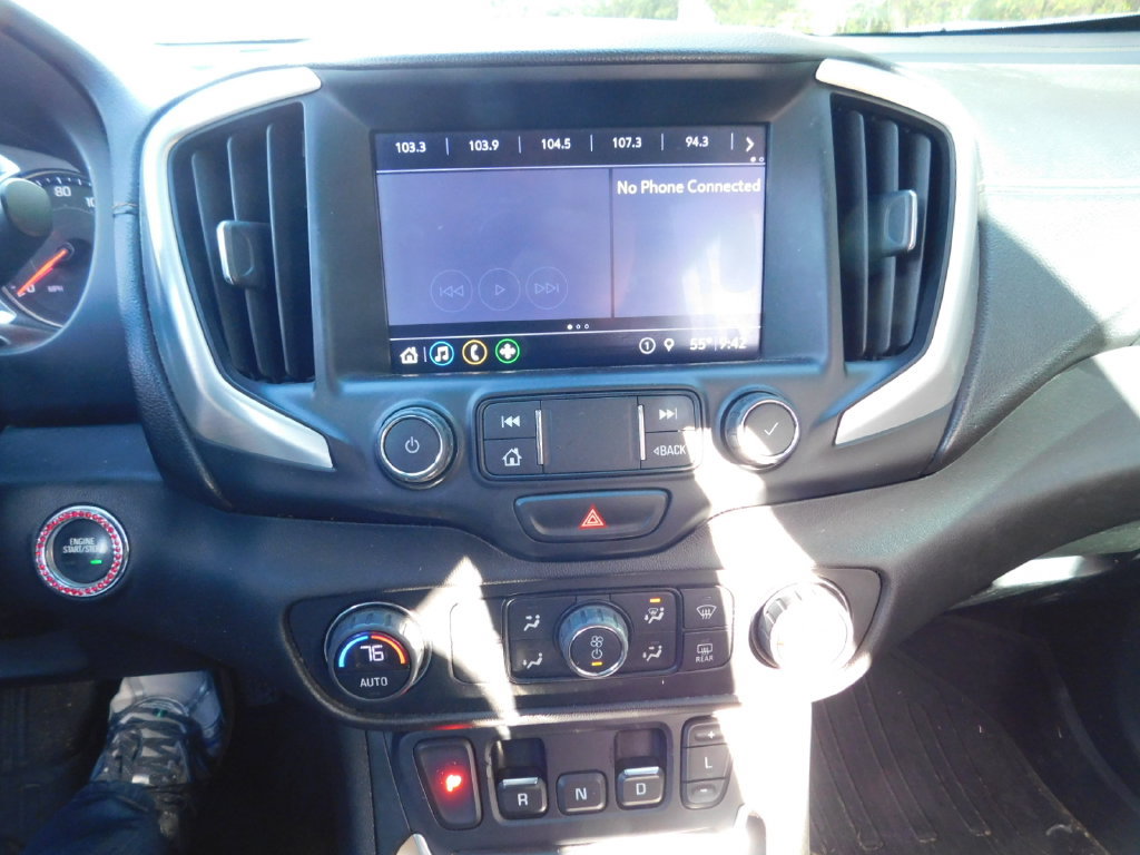 Used 2019 GMC Terrain SLT w/ Preferred Package FWD image 4